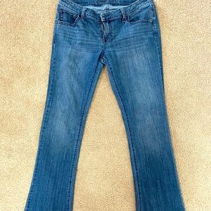 Vera Wang fitted flare jeans
